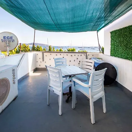 Central Seaside Flat With Excellent View In Bodrum