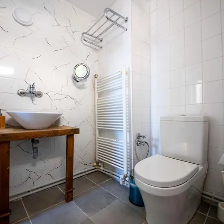 Central Seaside Flat With Excellent View In Bodrum Appartement *